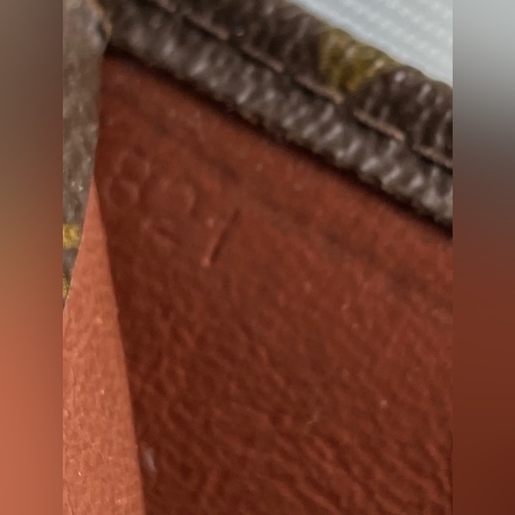 Ultra RARE Vintage LOUIS VUITTON LV Monogram Billfold Designer Wallet Accessory - Picture 8 of 12